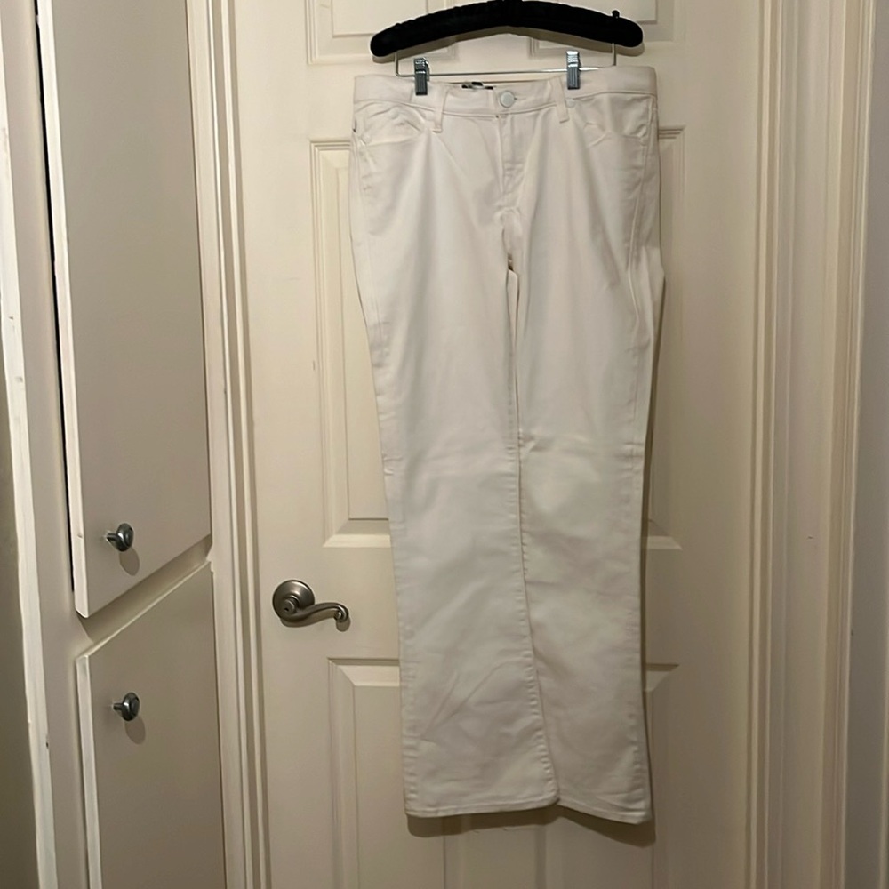NWT Rock & Republic Kasandra Denim Jeans -Bootcut, Rhinestones, White Hardware